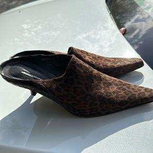 Donald pliner brown leopard heeled mules size 12